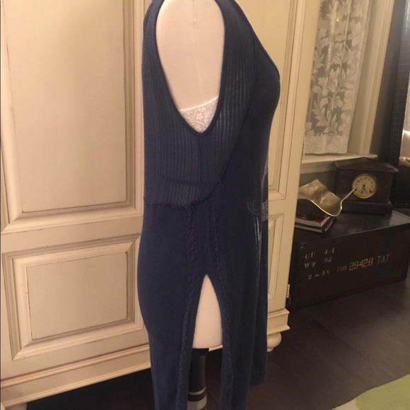 Free People light weight tunic - Picture 3 of 5